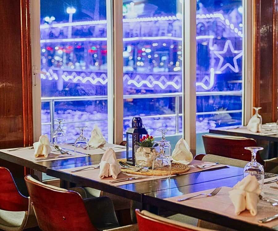 Dubai: Marina Premium Dinner Cruise with Unlimited Drinks - Skyline Views: JBR, Ain Dubai, and Palm Sidelights for Your Photo List