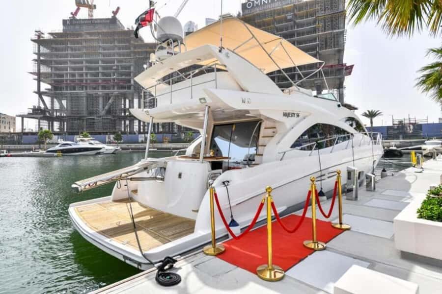 Dubai: Marina Private Luxury Yacht Tour - Key highlights