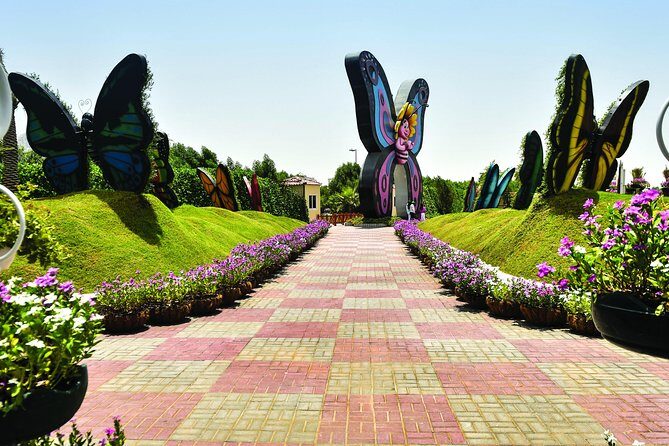 Dubai Miracle & Butterfly Garden Tour with private round trip transfers - Hotel Lobby Pickup and Private Transfers That Actually Save Time