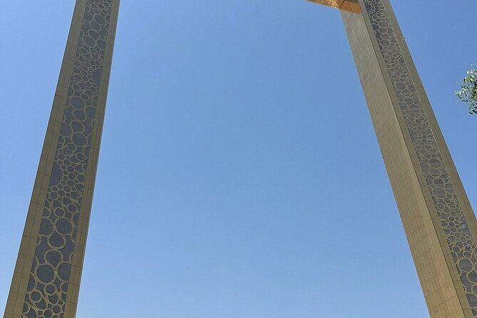 Dubai Miracle Garden and Burj Khalifa Tour - Miracle Garden: 150 million flowers and heart-shaped arches