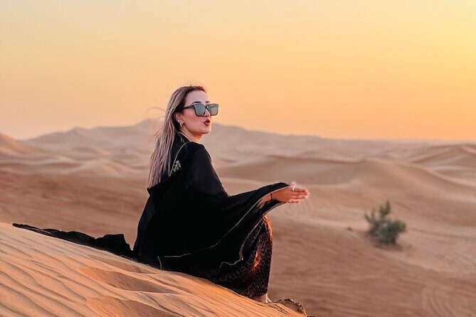 Dubai: Morning Quad bike & Safari Adventure , Sandboarding, camel - Dune Bashing in a 4x4: The Thrill Core of the Tour