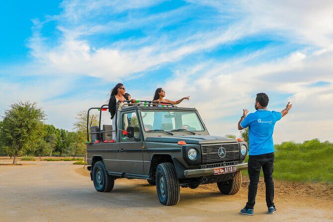 Dubai: Morning Safari by Vintage G Class & Al Marmoom Experience - Stop 2: Al Marmoom dunes, Al Ghaf, and chances at wildlife