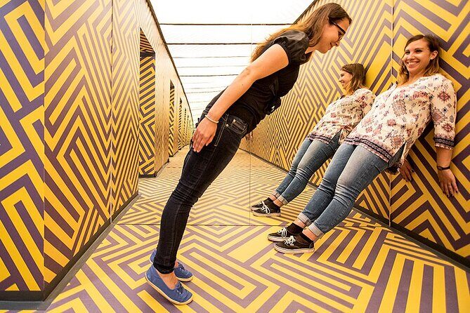 Dubai Museum of Illusions Ticket - Infinity Room and holograms: photo value with a twist