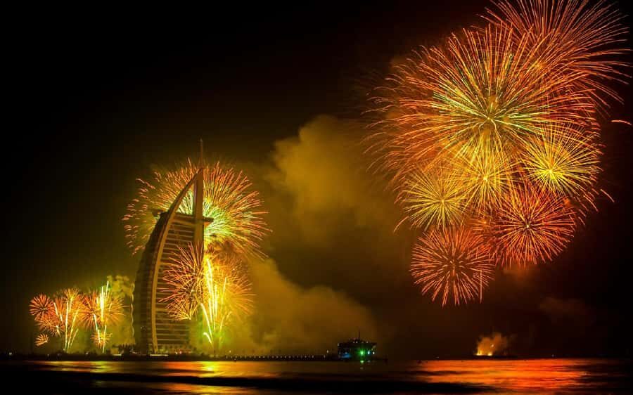 Dubai: New Year Eve Luxury Yacht Fireworks View & BBQ Cruise - Price vs. What You’re Really Getting in 3 Hours