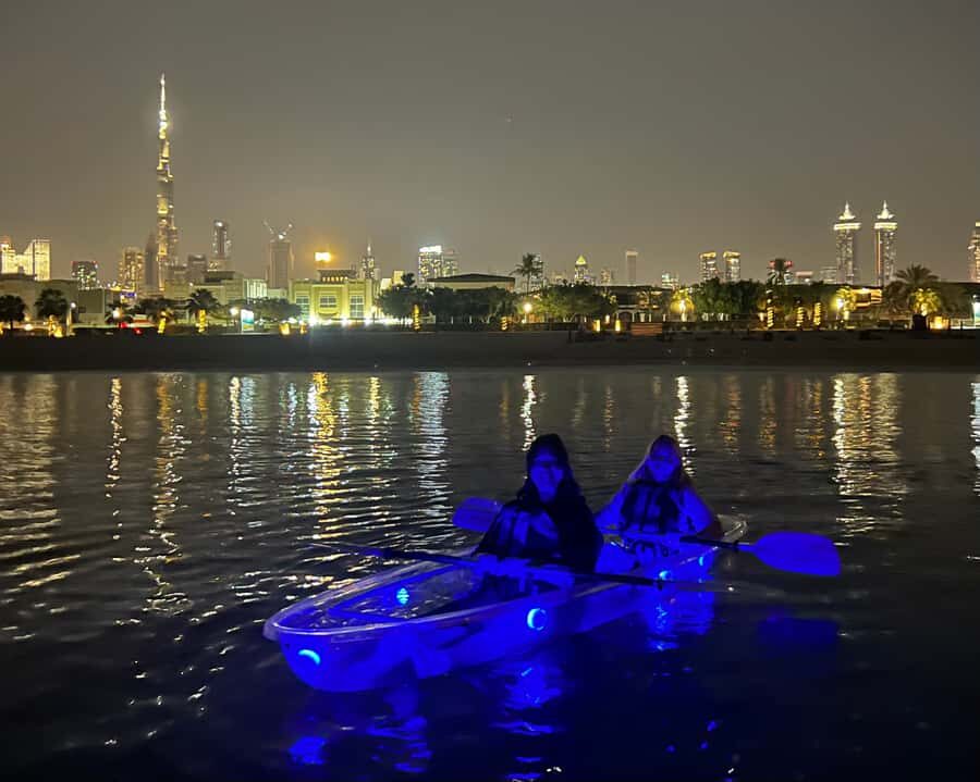 Dubai: Night Kayaking Tour - Wet clothes, no shoes, and other practical realities