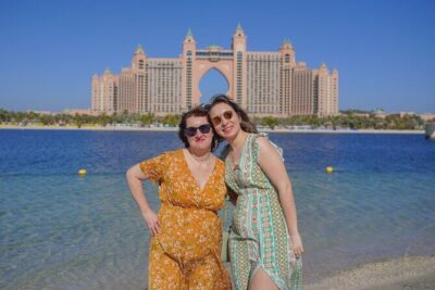 Dubai Old and Modern City Tour with Blue Mosque Visit - Where the Day Starts: Jumeirah Public Beach Photo Stop