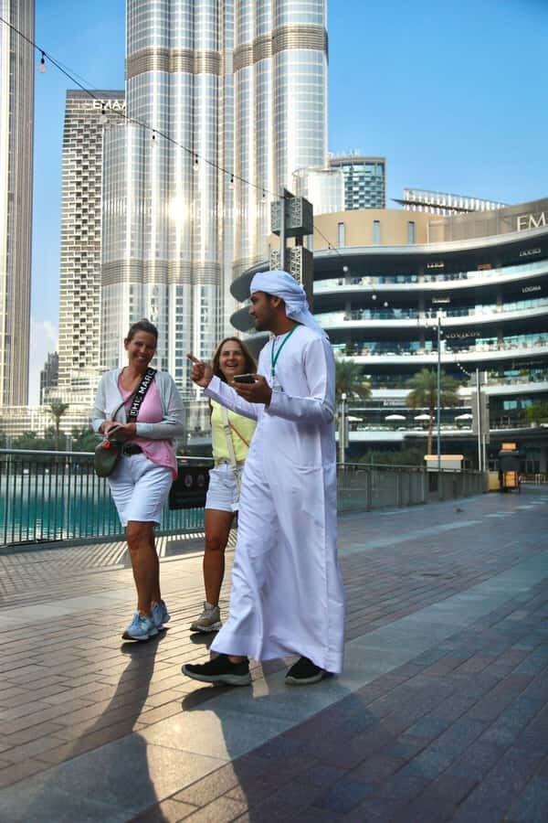 Dubai: Old City Walking Tour with Abra Ride - Pacing, comfort, and the one thing you can’t ignore: walking