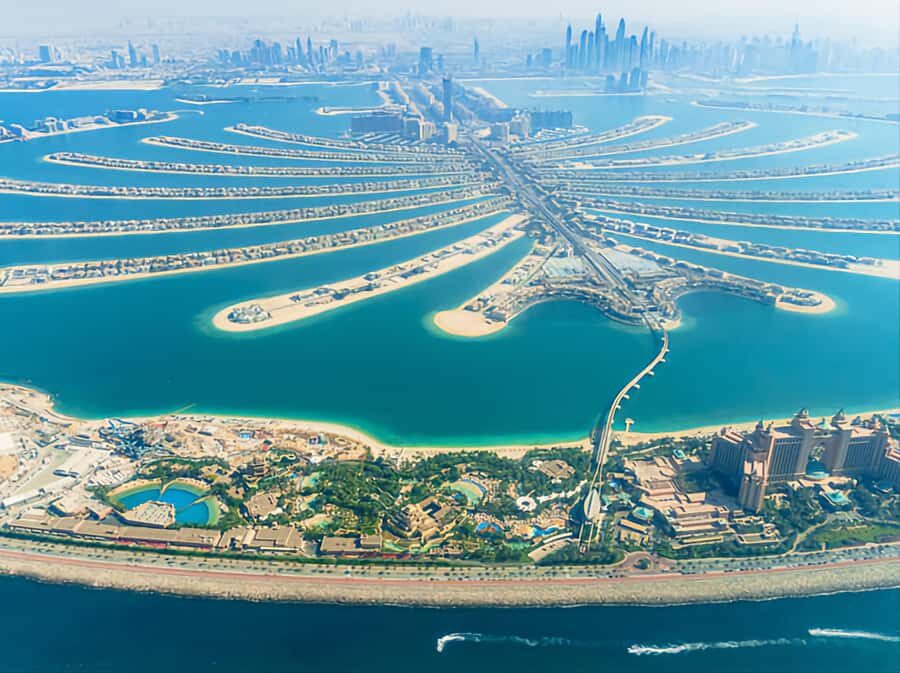 Dubai: Old to New Dubai Private Half-Day Sightseeing Tour - Gold and spice souks: shopping help that saves you money