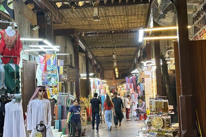 Dubai Old Town Walking Tour with Abra ride, Spice and Gold Souk - Abra across Dubai Creek: the short ride that changes everything