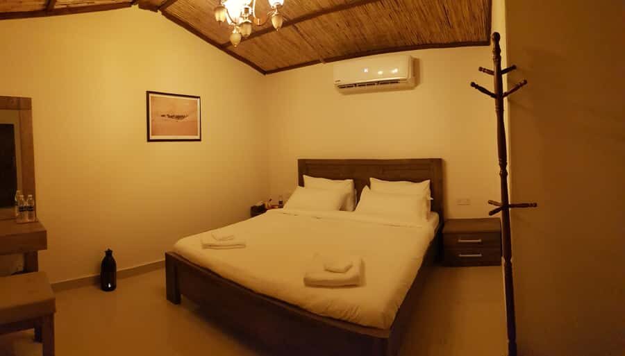 Dubai: Overnight Desert Safari with stay in Private Cabin - Who should book this overnight private cabin safari