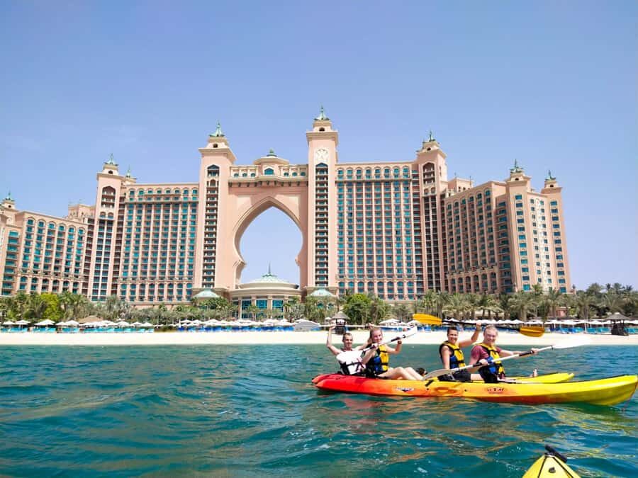 Dubai: Palm Jumeirah Guided Kayaking Tour - Past Atlantis, Burj Al Arab, and Burj Khalifa: the skyline pay-off