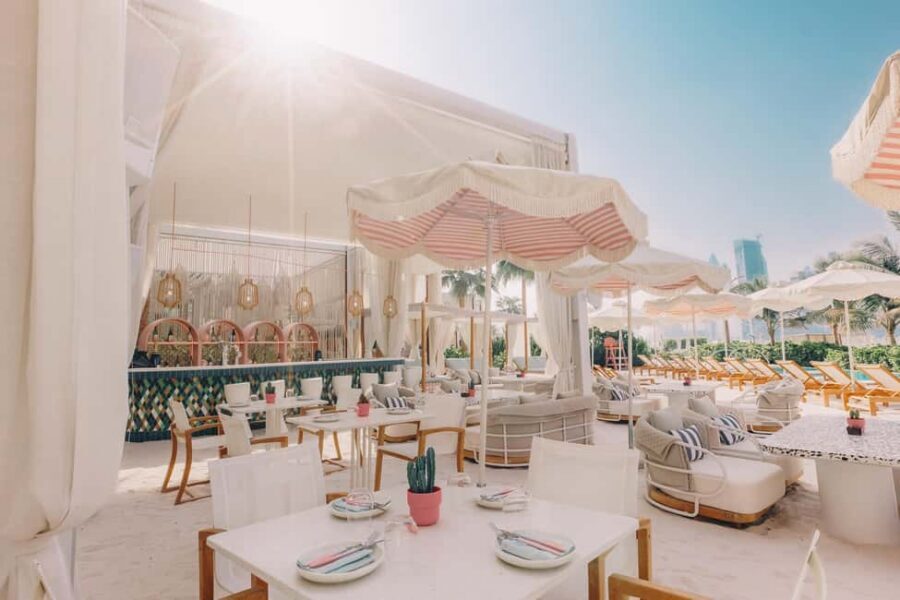 Dubai: Pool & Beach Pass with Prosecco & Fruit Platter for 2 - The 305 Beach Club: what makes this beach day work