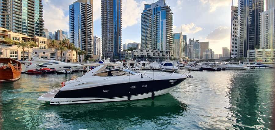 Dubai: Private Boat Cruise from Dubai Marina up to 12 people - How cruise duration changes what you get to do