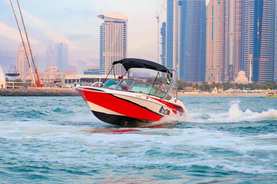 Dubai: Private Boat Tour - JBR/Burj Al Arab/Atlantis options - Practicalities that save your day: where to meet and what to bring