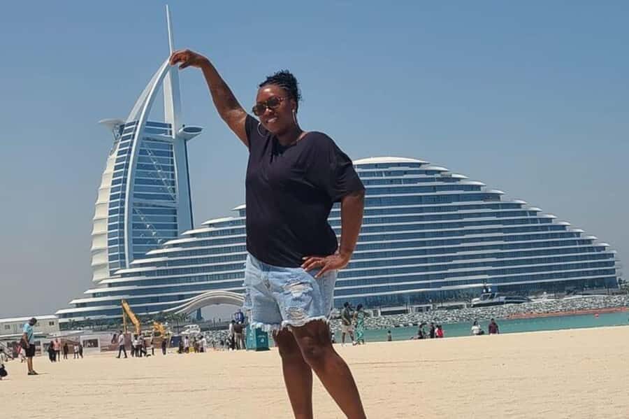 Dubai: Private City Tour with Frame and Burj Khalifa Ticket - Gold Souk, Spice Souk, and the Old Textile Market: shopping with a guide