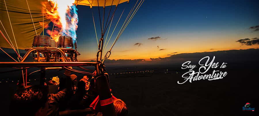 Dubai: Private Hot Air Balloon Tour Over the Dubai Desert - Landing and switching gears in Dubai Desert Conservation Reserve