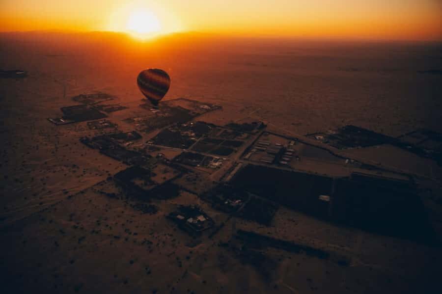 Dubai: Private Hot Air Balloon Tour Over the Dubai Desert - Should you book this Dubai private sunrise balloon?