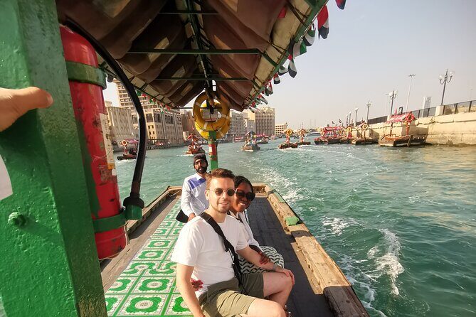 Dubai : Private layover airport transit/stopover tour. - Dubai Frame: the best way to compare old and new in one look