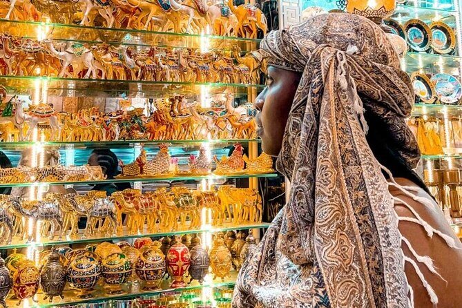 Dubai Private Layover, Stopover and Transit Tour with Transfer - Old Dubai Fast: Abra Across Dubai Creek and Souk Time