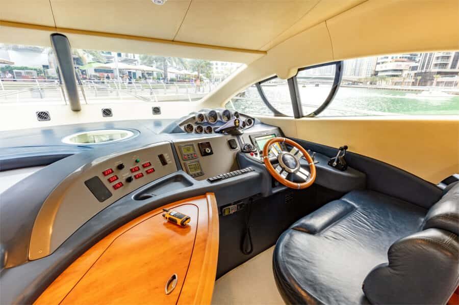 Dubai: Private Luxury Yacht Cruise for up to 20 People - Dubai Marina to the Palm: why this yacht cruise feels special