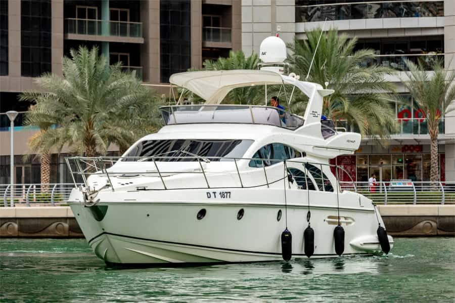 Dubai: Private Luxury Yacht Cruise for up to 20 People - Beyond the Palm: Atlantis zones, Kingdom of Sheba, Dubai Harbour, and Burj Al Arab