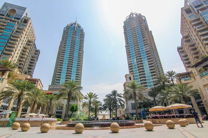 Dubai Private Transfer: Cruise Port to Dubai International Airport - Arriving at Dubai International Airport: landing at Terminal 3