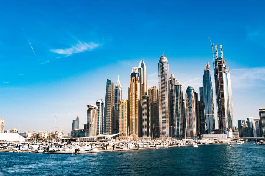 Dubai: Private VIP Luxury Yacht Tour with BBQ & Drinks - Ain Dubai Photo Stop: Why One Planned Pause Matters