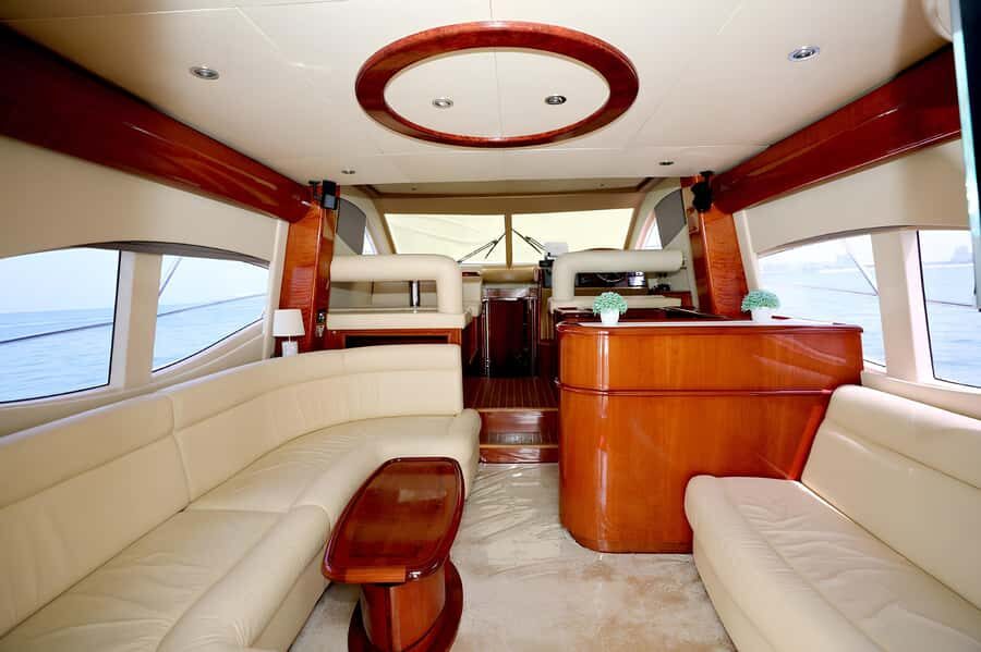 Dubai: Private Yacht Tour Experience with Soft Drinks - Price and value: $161 per group up to 13 people