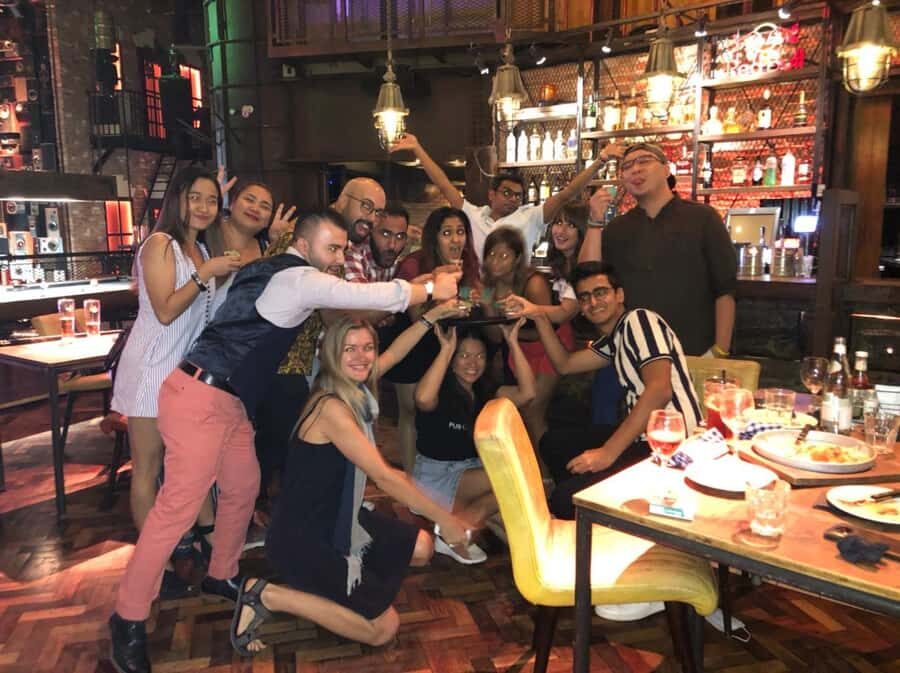 Dubai: Pub Crawl Nightlife Tour - Priority entry only works if you follow the dress code
