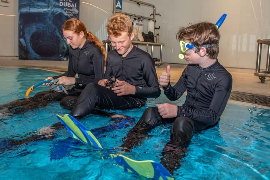 Dubai: Snorkeling at Deep Dive World's Deepest Pool - Why snorkel in a 60m pool instead of open water