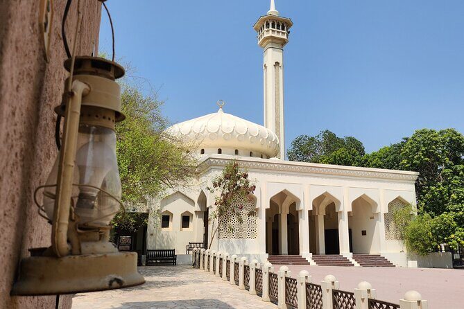 Dubai Souks, Museum Guided Tour with Boat Ride and Food Tastings - Souk Al Seef to Dubai Creek: views plus context