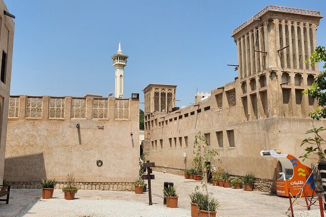 Dubai Souks, Museum, Street Food Walking Tour with Hotel Transfer - Dubai Creek is where the city’s “north-south” story makes sense