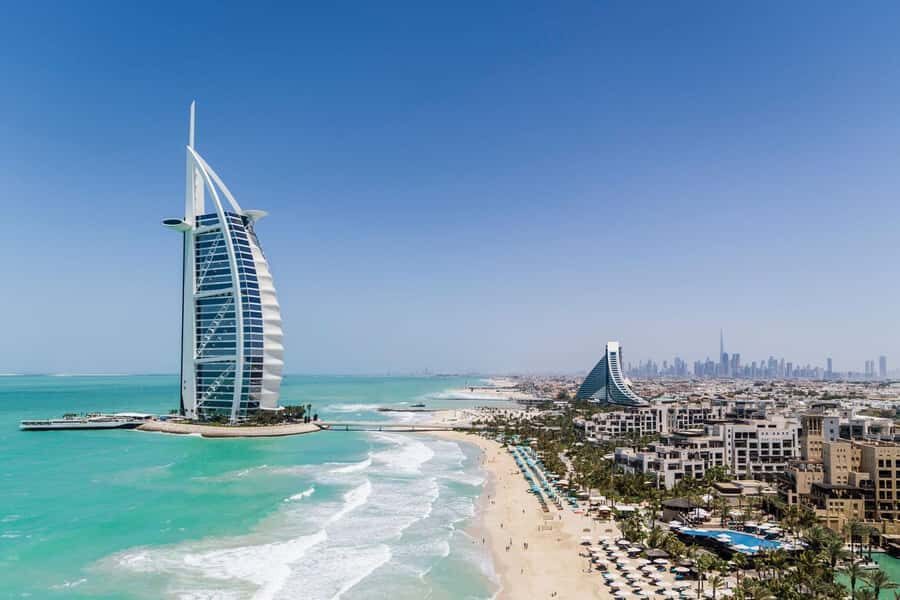 Dubai Stopover Tour & Transit Tours - Dubai Frame and Museum of the Future: modern icons with sensible pacing