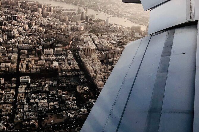 Dubai stopover tour with airport transfers & flexible durations - Dubai Frame: the photo stop that helps you understand the city