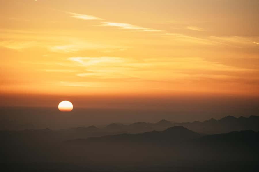 Dubai: Sunrise Balloon Flight with Camel Ride & Breakfast - Sunrise Over the Margham Dunes: The Real Reason to Wake Up Early