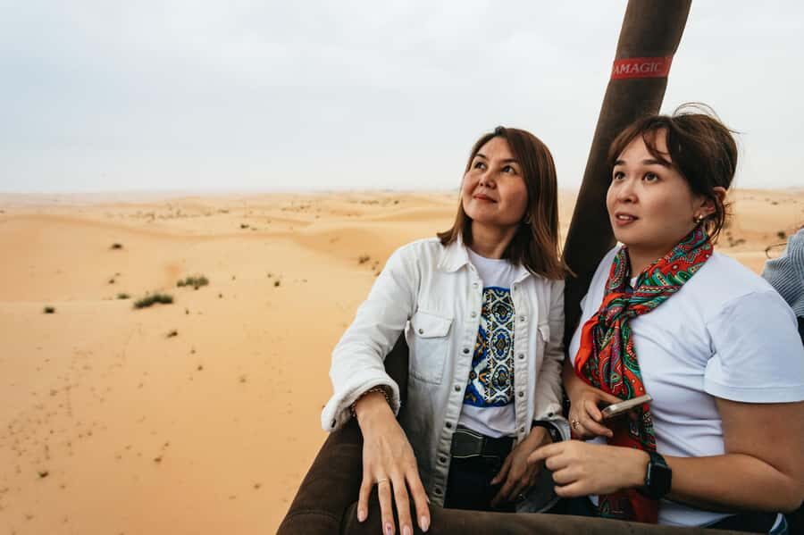 Dubai: Sunrise Balloon Flight with Camel Ride & Breakfast - Inflating Time With Sindbad Gulf Balloons: What Happens Before Lift-Off