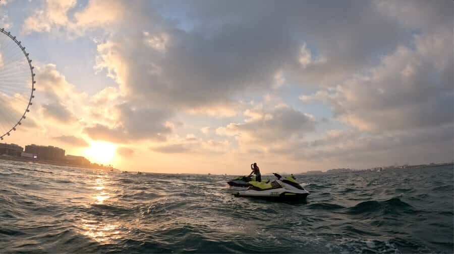 Dubai: Sunrise Jetski Tour with Guide and Photos - Key moments you should know