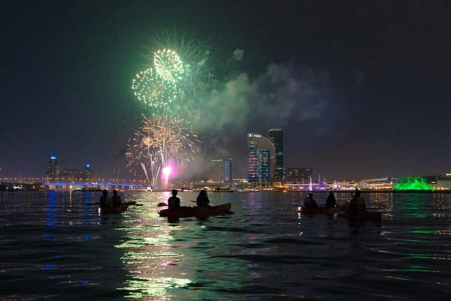 Dubai: Sunset/Night Dubai Creek Kayak Tour - Sunset Time: How to Photograph the Colors Off the Water