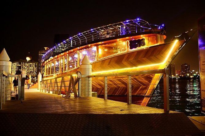 Dubai Super Saver: Desert Camp Experience by 4x4 and Dhow Dinner Cruise - Buffet Reality: How the Food Compares Between Desert and Cruise