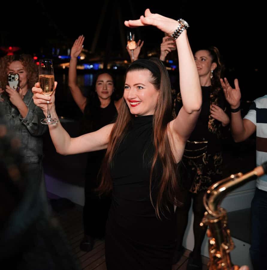 Dubai: Superyacht Experience with Party & Live DJ - What You’re Really Paying For at $113 Per Person