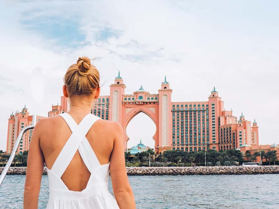 Dubai: The View At The Palm Ticket & 1.5 Afternoon Yacht - The Palm Tower to 787 ft: the moment you start naming landmarks