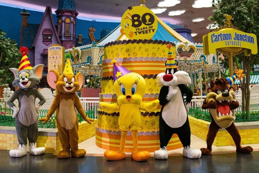 Dubai: Theme Park Entry Ticket & Transfer - What to bring, and what you must leave behind