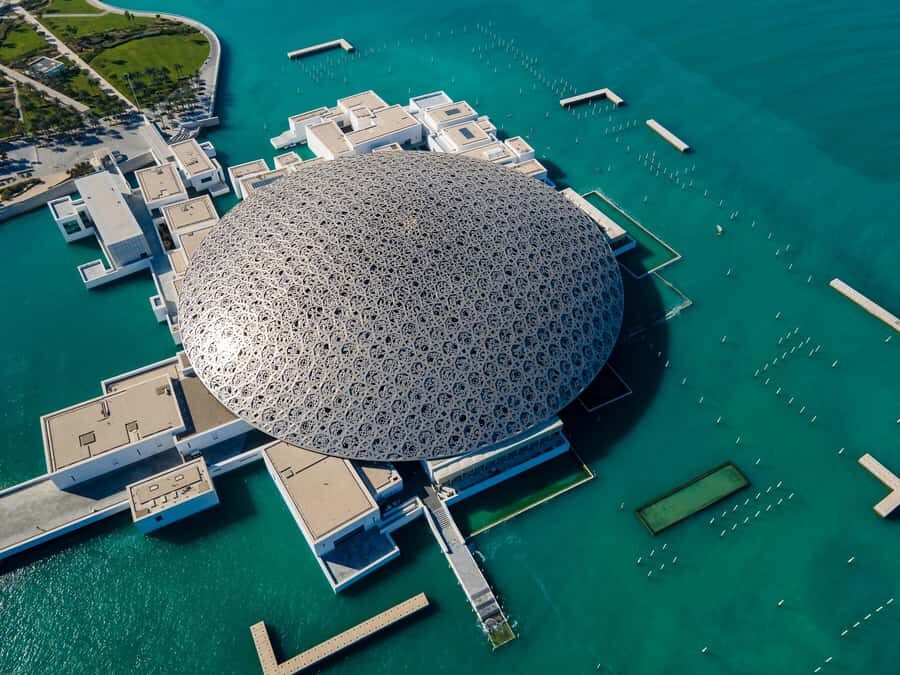 Dubai to Abu Dhabi Private Tour: Grand Mosque & Royal Palace - Key highlights you’ll actually feel during the day