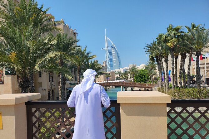 Dubai Top Ten Must-see Sights with Burj Khalifa and Transfers - Museum of the Future: the sci-fi break between mega-icons