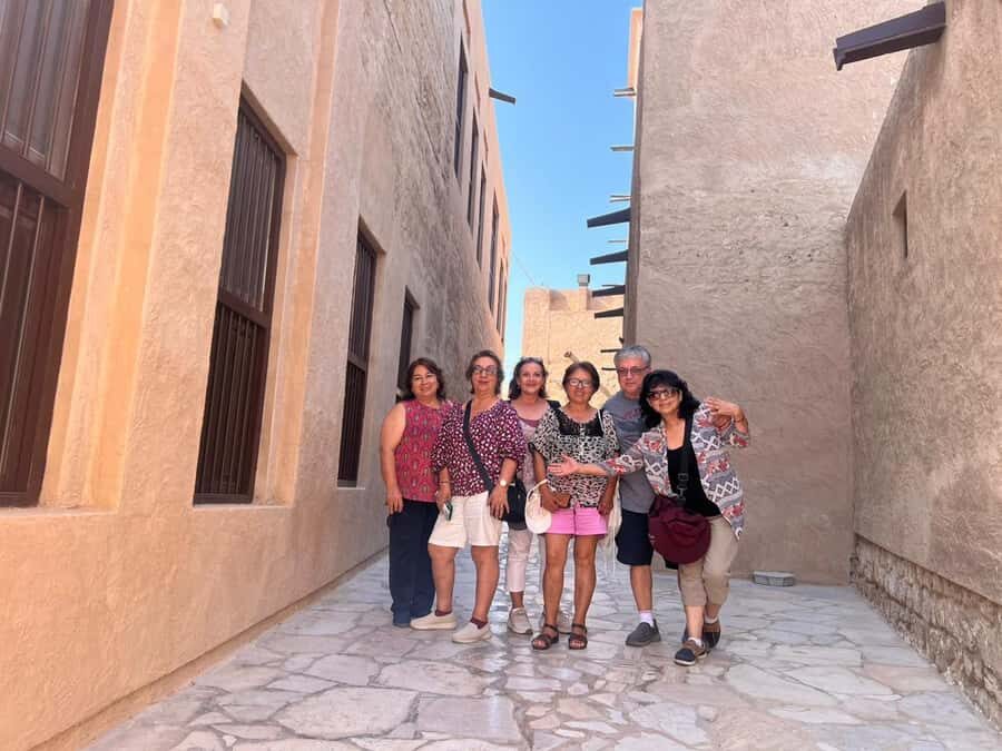 Dubai Tour: Haritage Walking Guide, Gold & Spice Souq, Creek - Spice Souk: The Smell of Dubai and the Shopping Choices That Come With It
