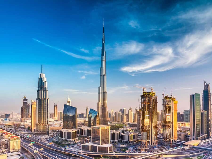 Dubai: Traditional and Modern Tour with Burj Khalifa Ticket - Jumeirah to Burj Al Arab: mosque views, Madinat Jumeirah tea, and big-silhouette Dubai