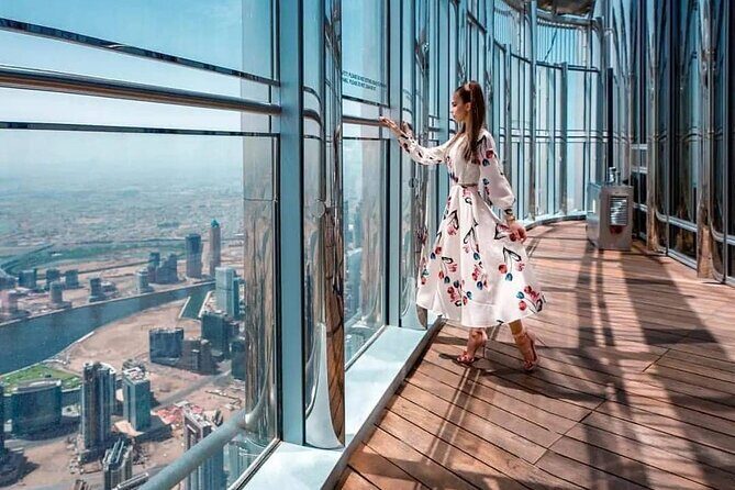 Dubai VIP Sunset Tour With B.Khalifa & Armani Dinner - Price and value: $45 for Burj Khalifa and Armani dinner