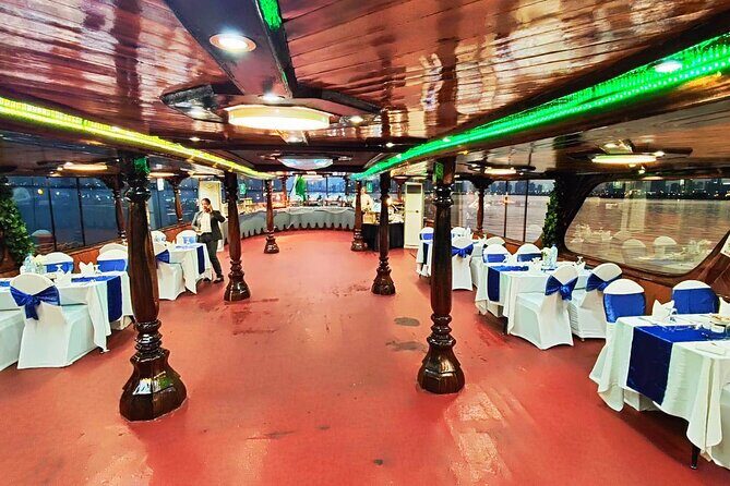 Dubai Water Canal Modern Yacht Cruise: Luxury, Scenic Views Await - Dinner Onboard: Buffet Style That Works for Different Appetites