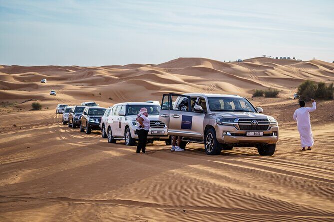 Dubai Waves & Dunes: Luxury Yacht Cruise with Red Dunes Safari - Sandboarding after dune riding: simple, fast, and fun for most skills