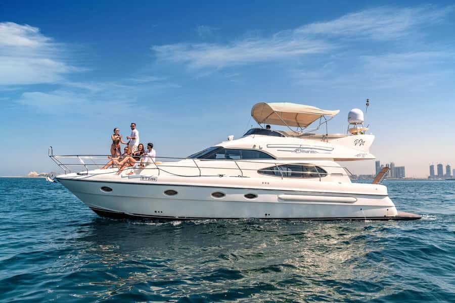 Dubai Yacht Tour - Boat Trip upto 12 guests Private event - Getting to Serene Yachts without taxi confusion